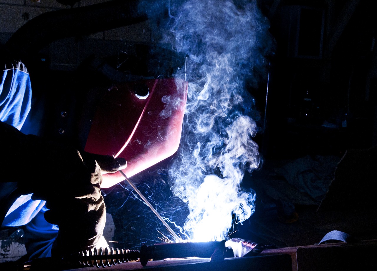 Image - construction worker welding welder