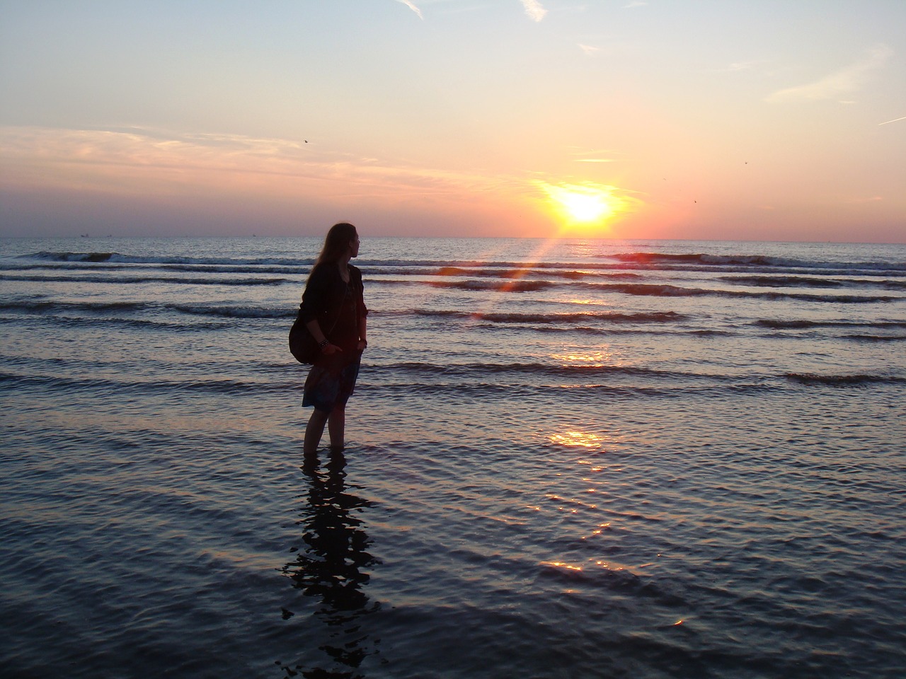 Image - sunset silhouette girl woman