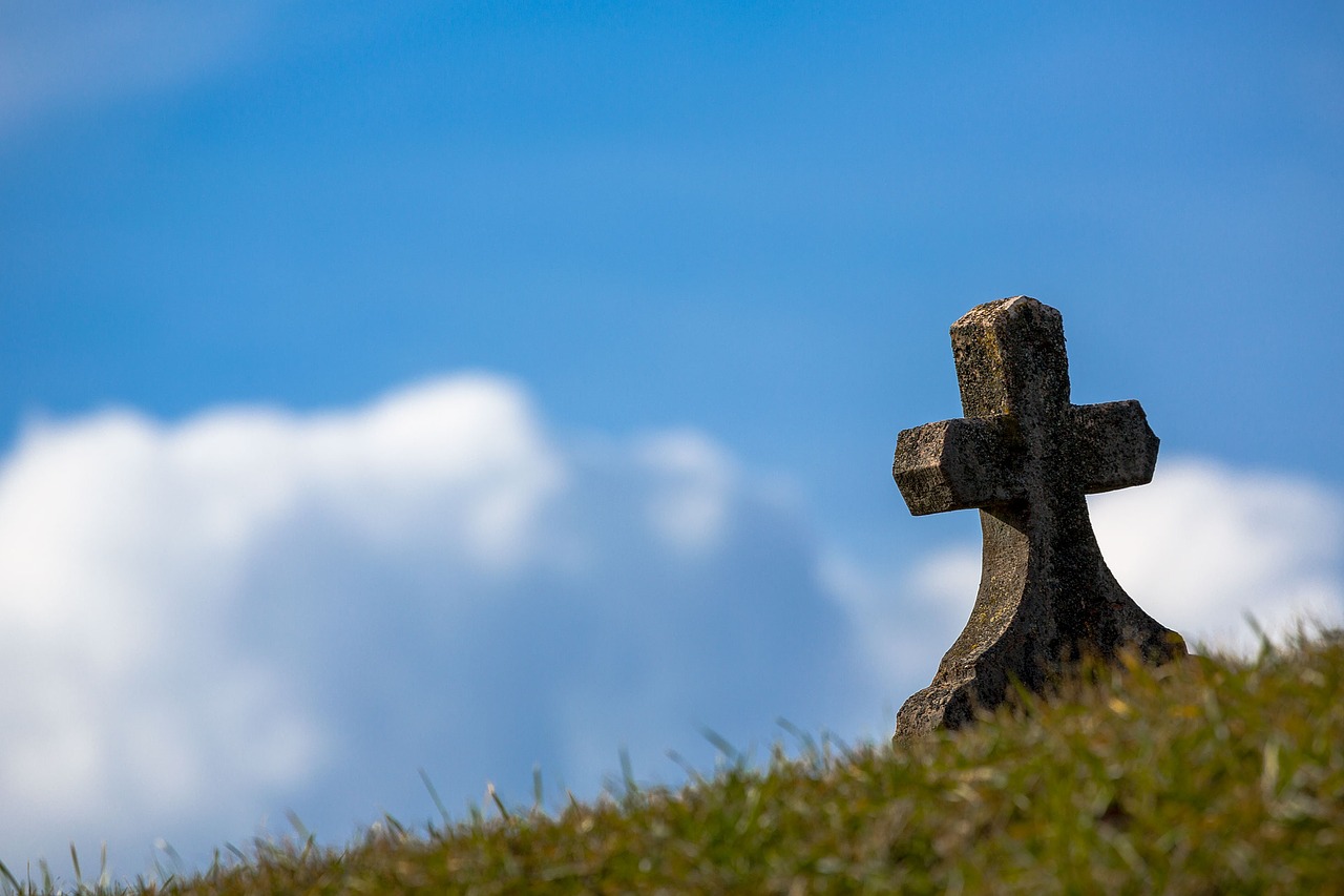 Image - grave slovakia cloud sky hill