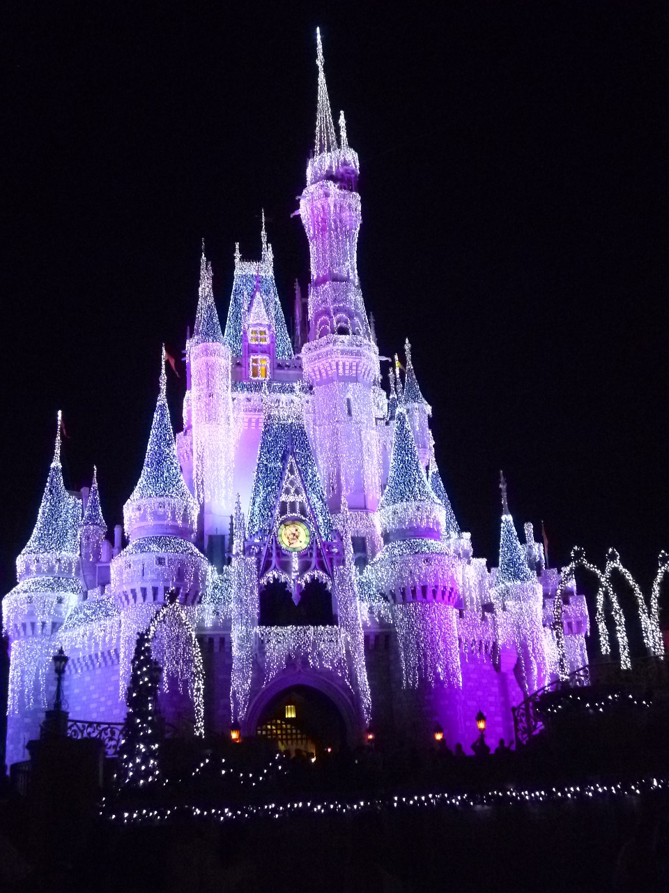 Image - cinderella castle fairytale fantasy