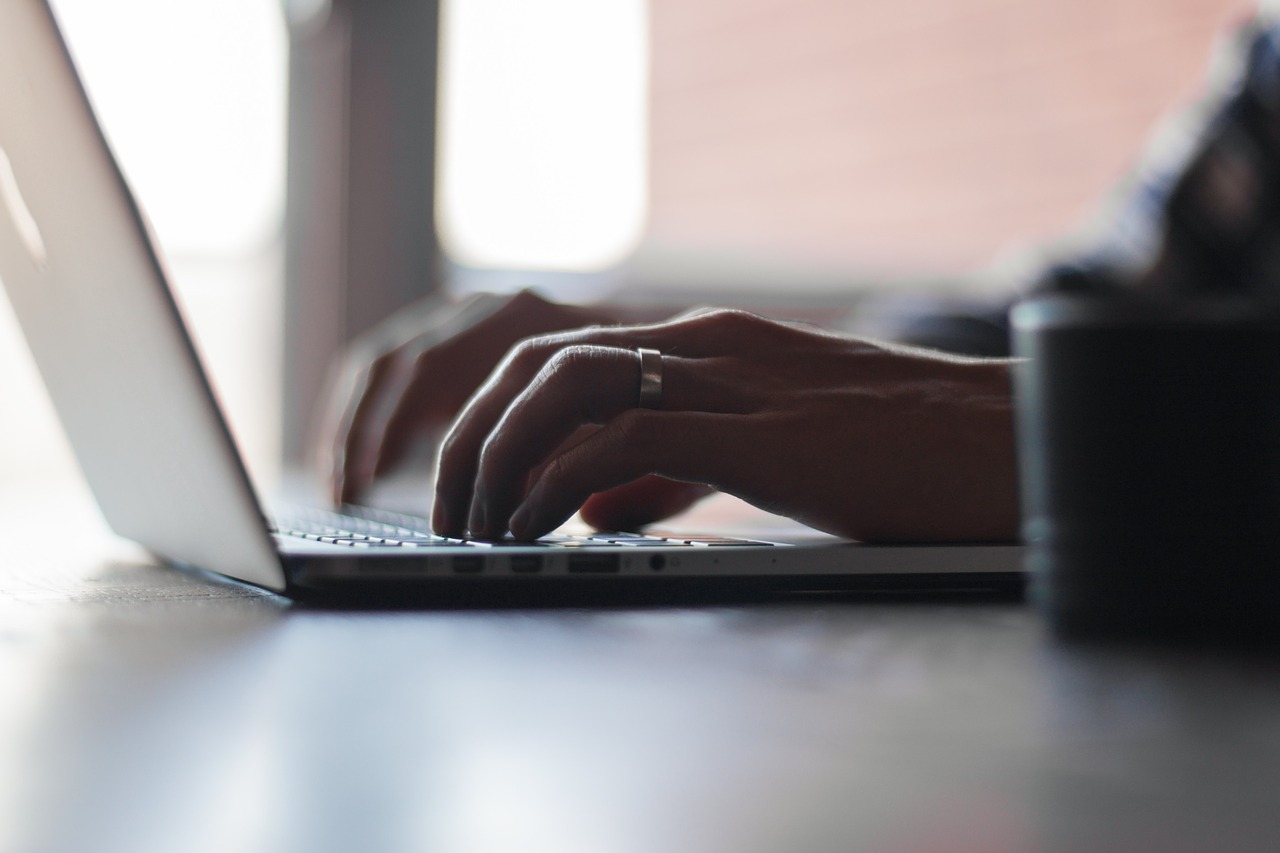 Image - typing working laptop apple