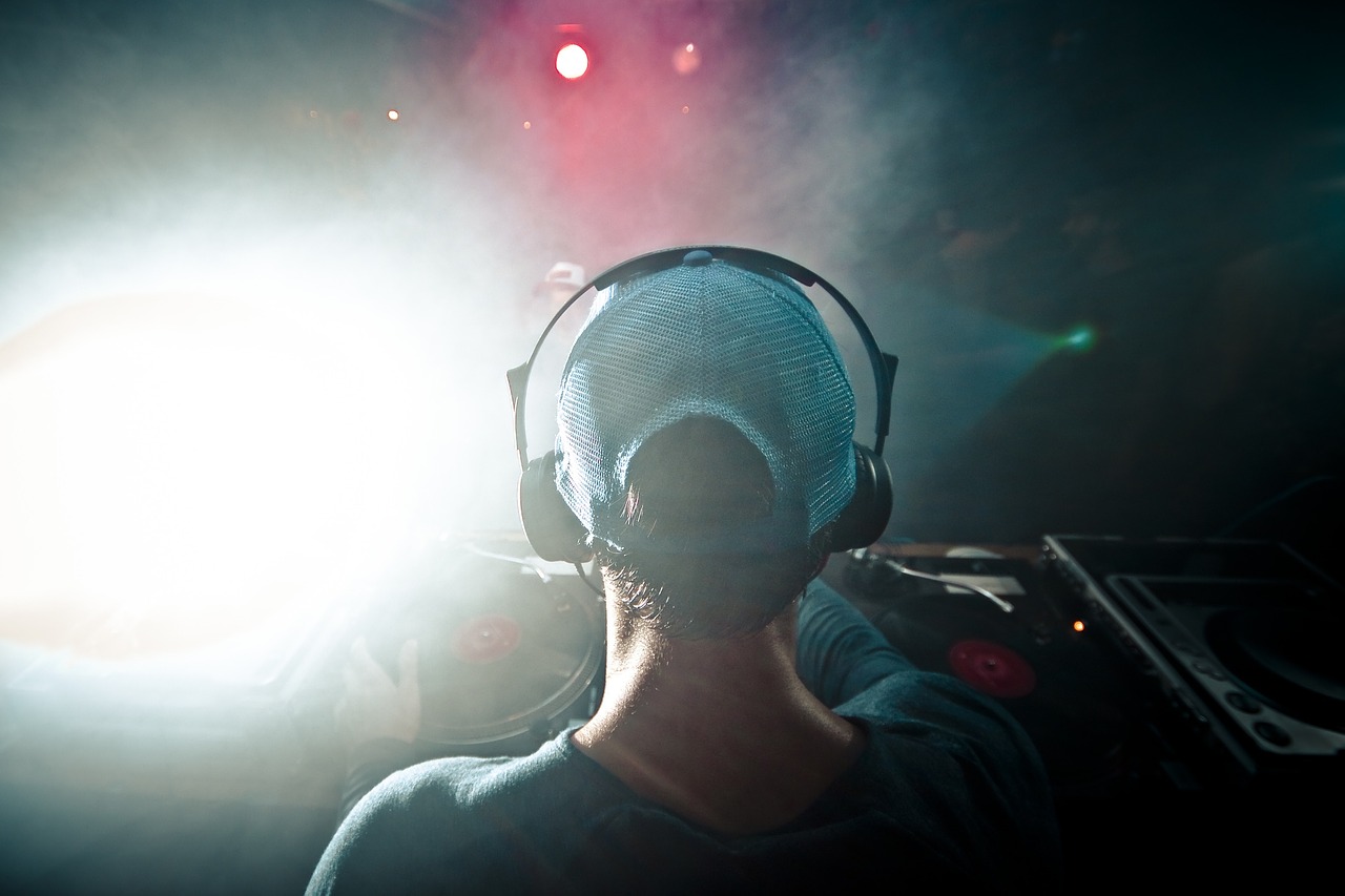 Image - dj music headphones concert show