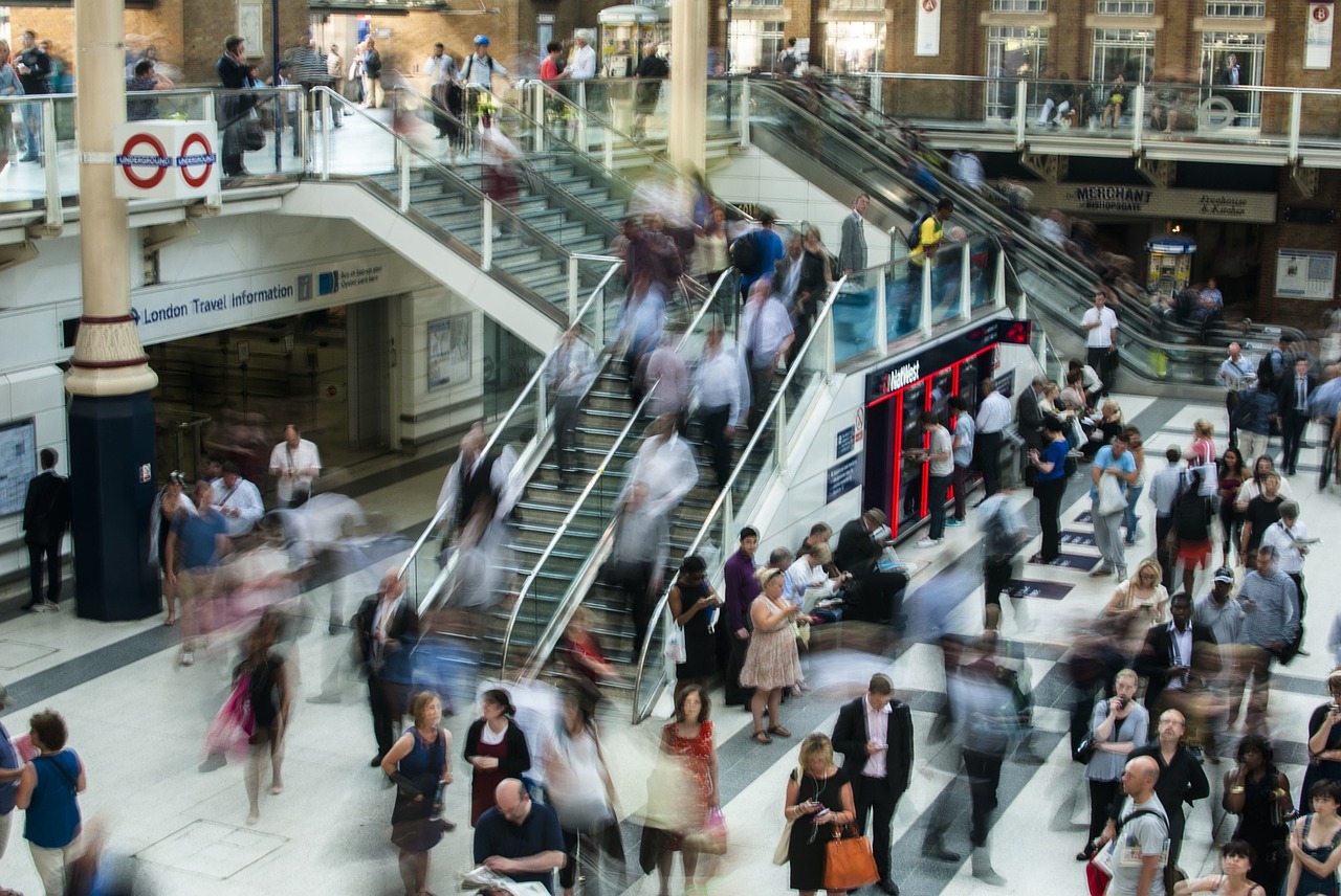 Image - london underground train station