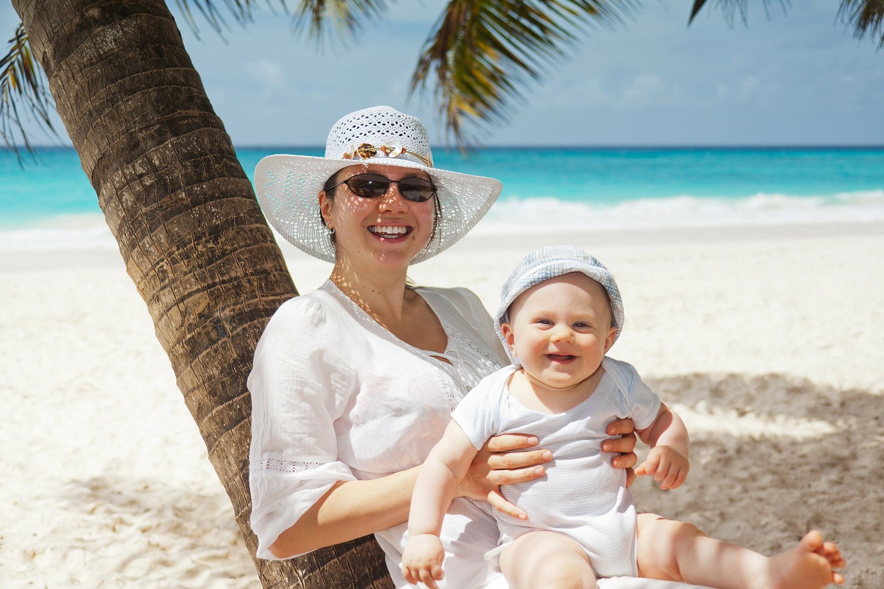 Image - blue summer woman mom people joy