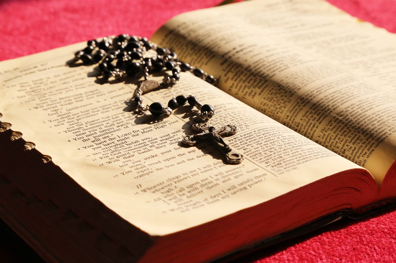 Image - bible rosary prayer pray holy