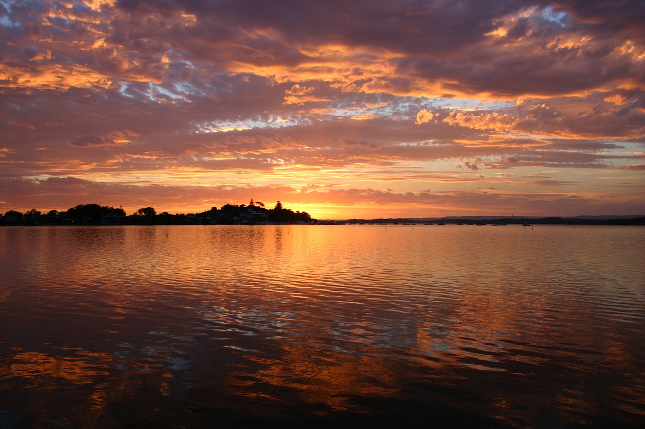 Image - lake macquarie sunset water