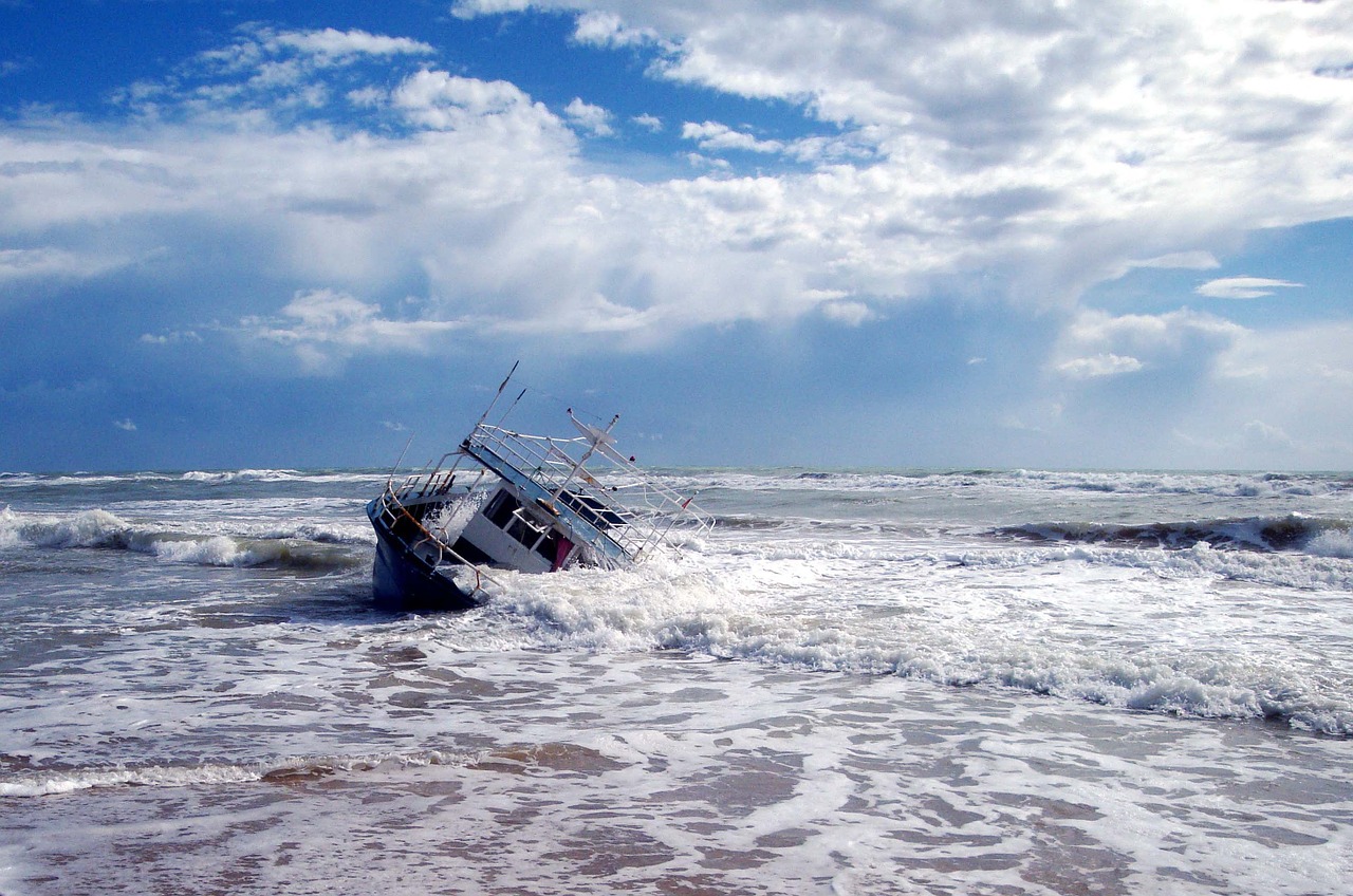 Image - ship beach sea forward wave