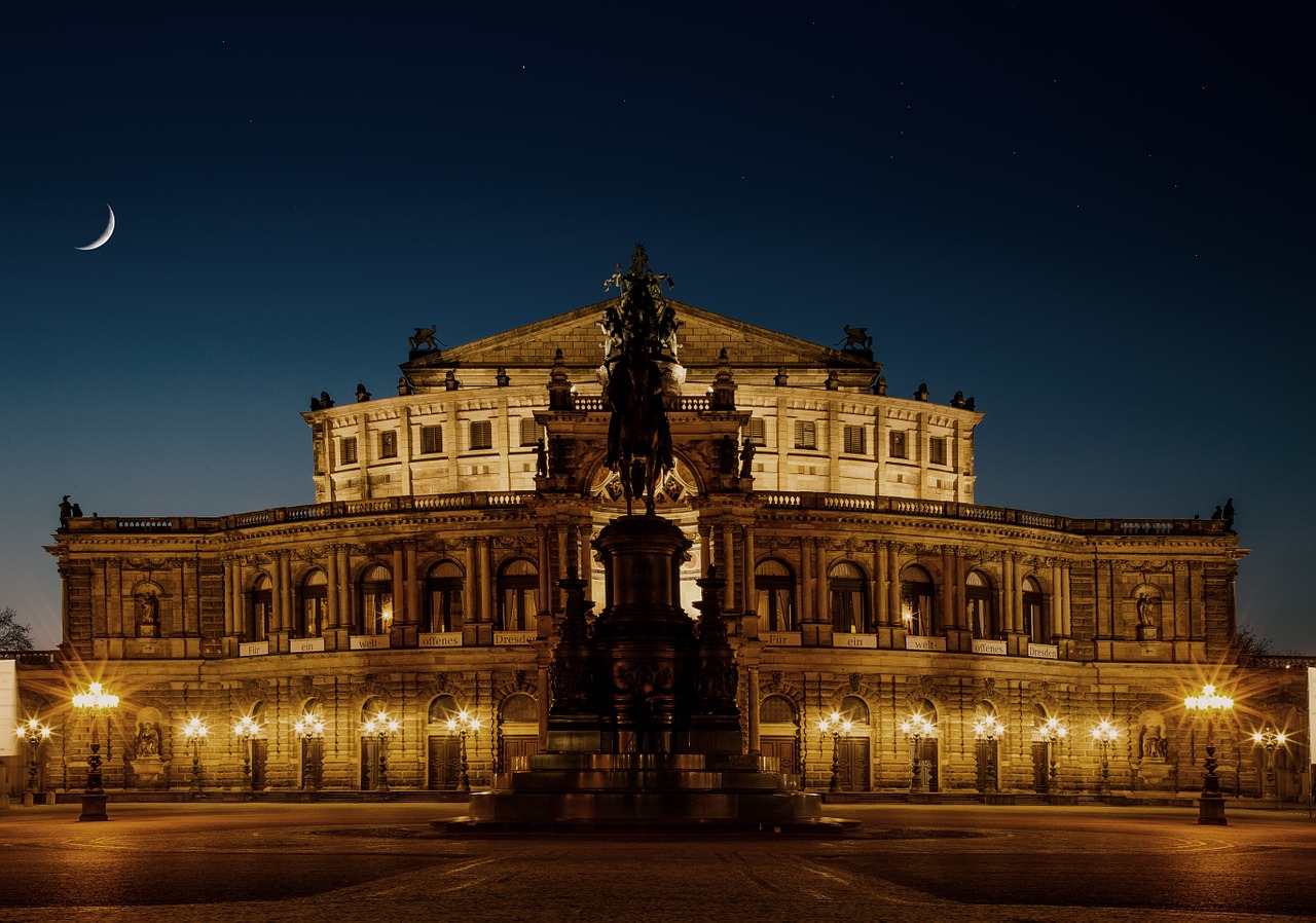 Image - dresden semper opera house