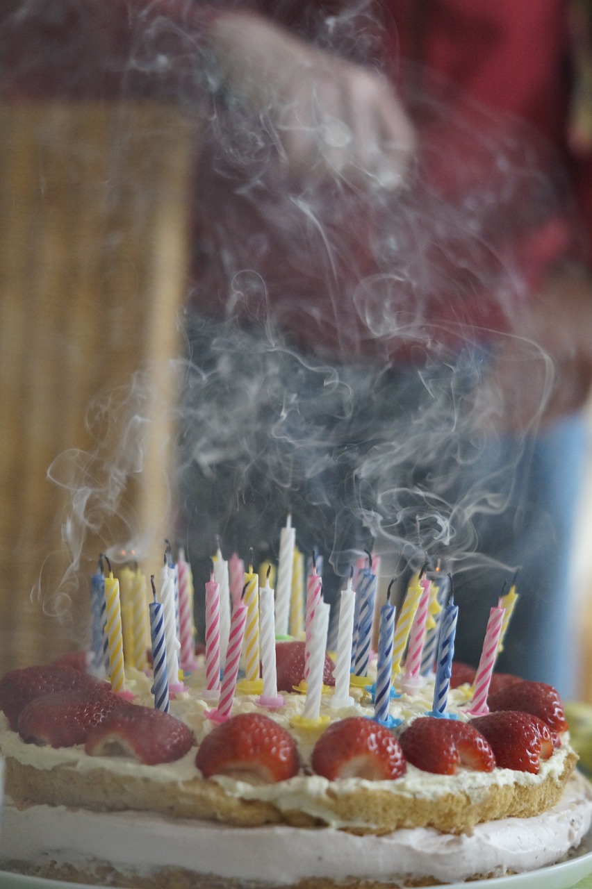 Image - birthday cake blown out candles