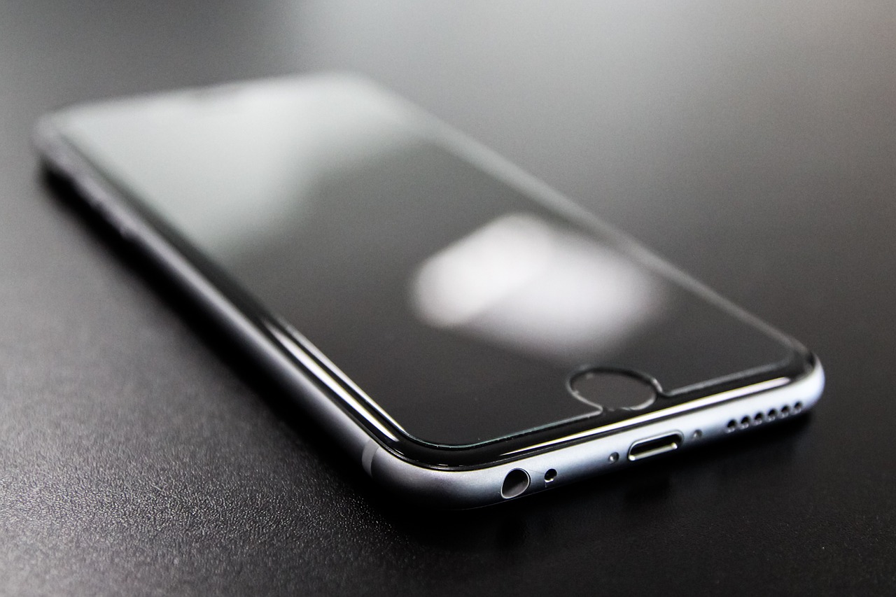 Image - iphone iphone 6 apple flat