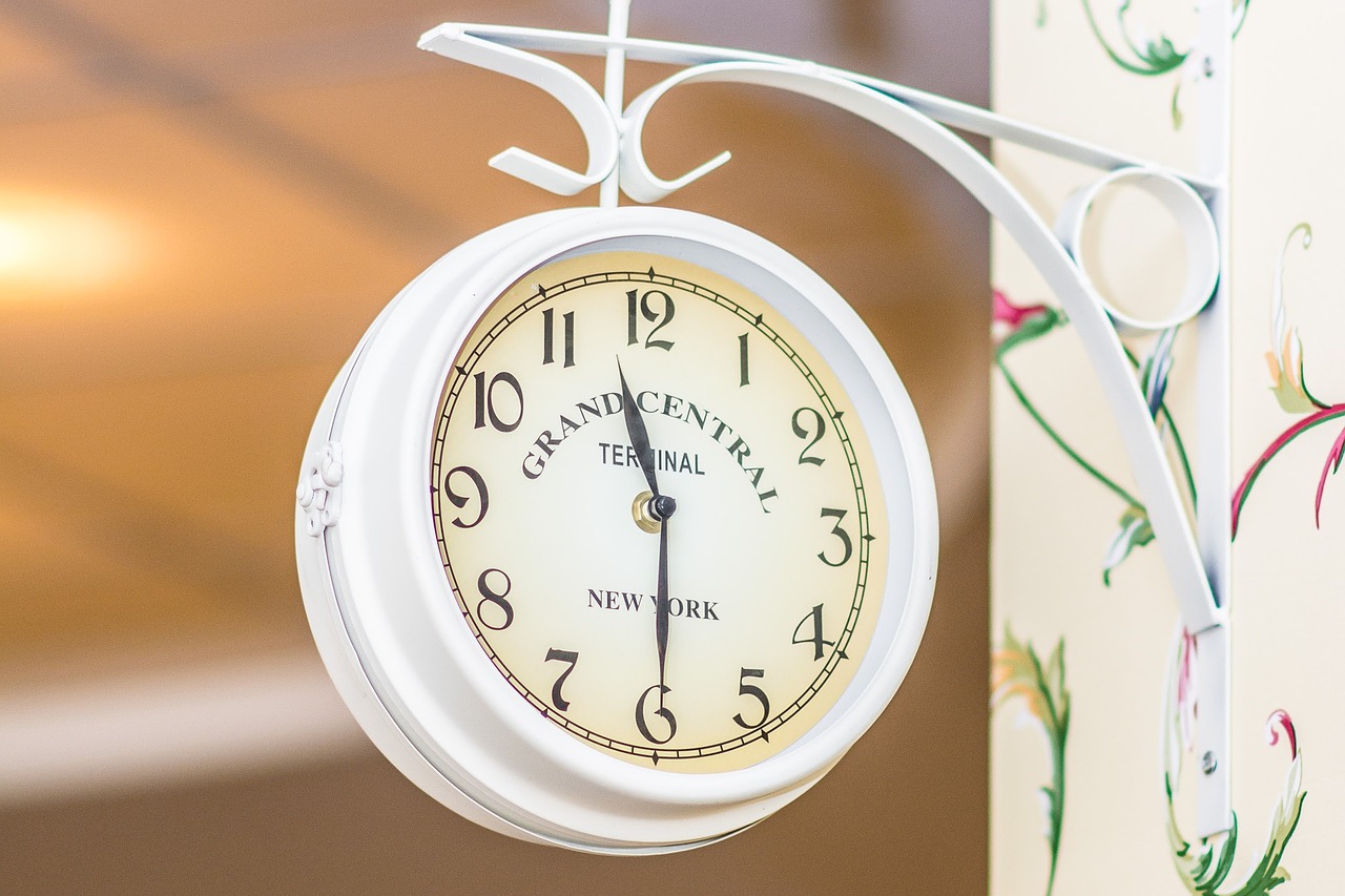 Image - clock time watch monument