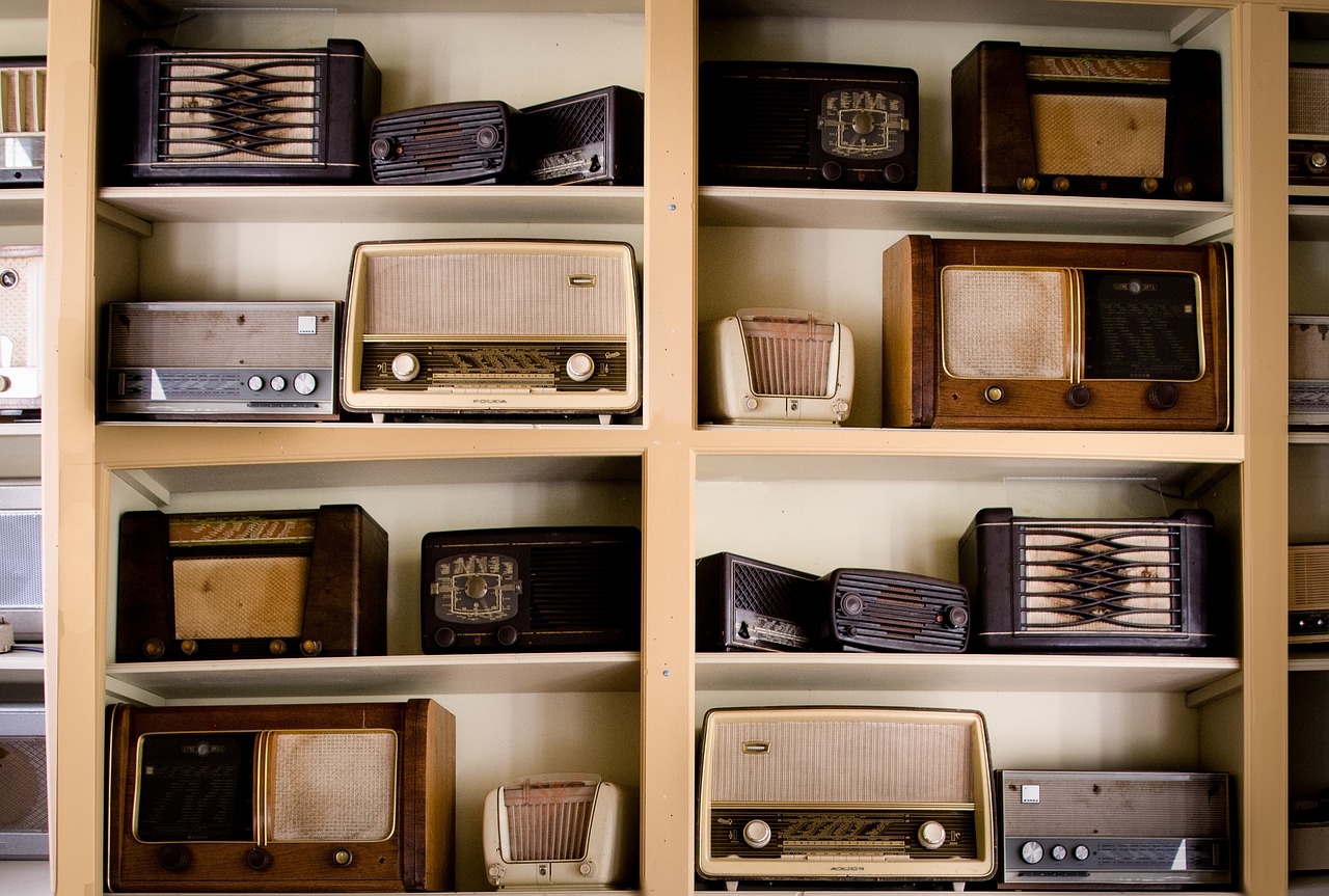 Image - radio vintage 1950s 1960s antique