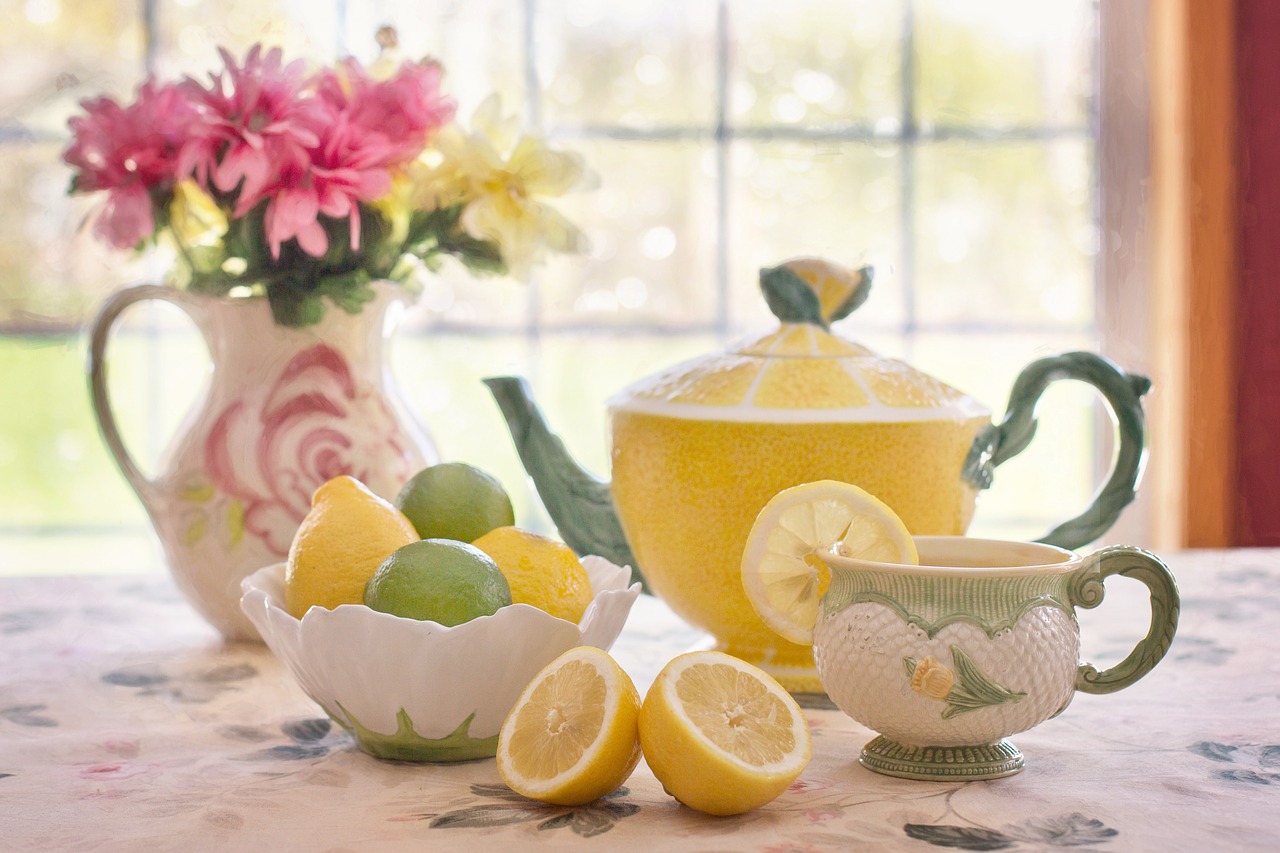 Image - tea with lemon still life tea pot