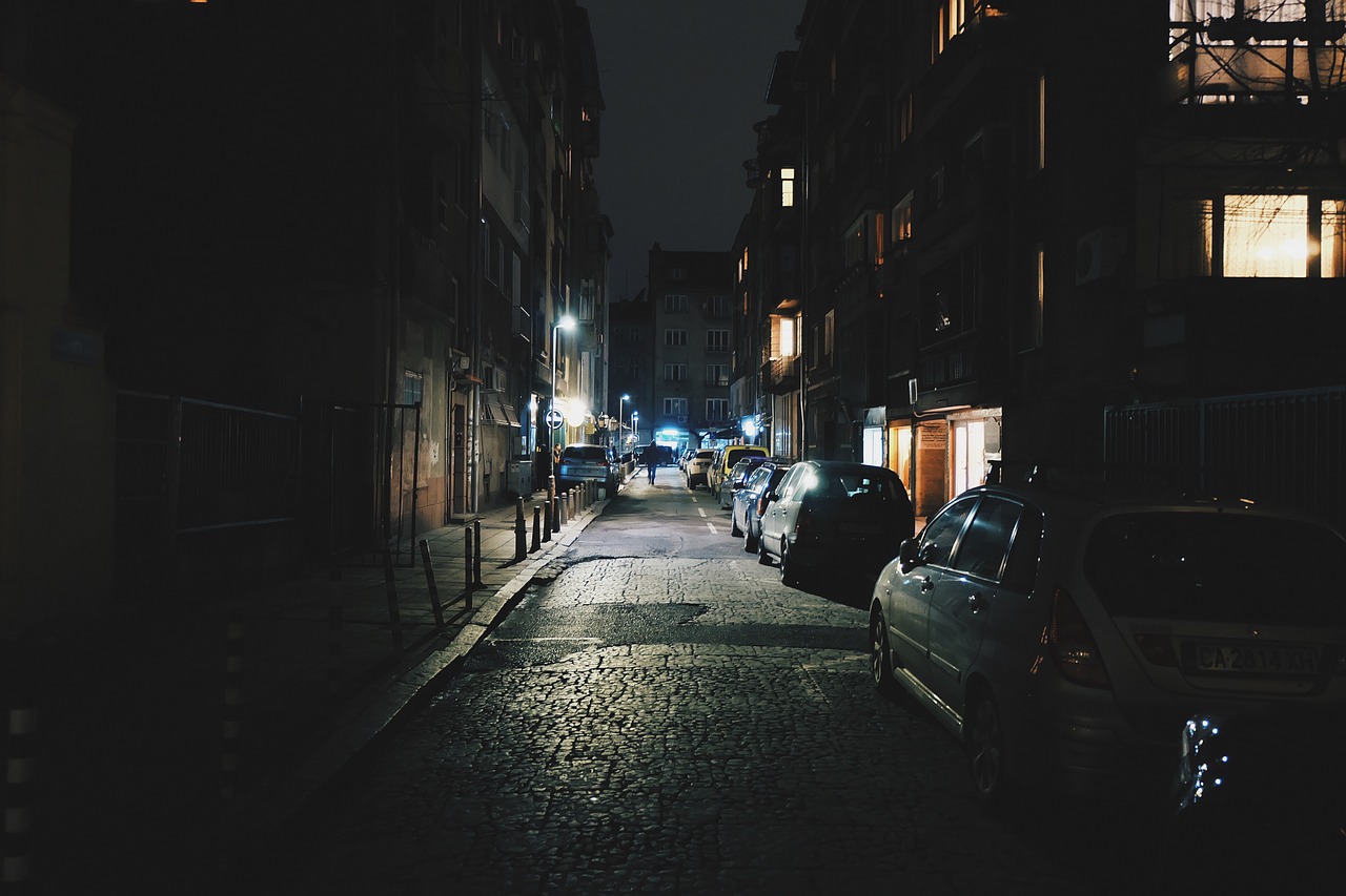 Image - street alley lane night dark