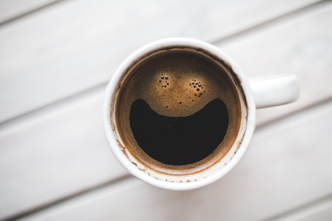 Image - coffee cup happy smile monday