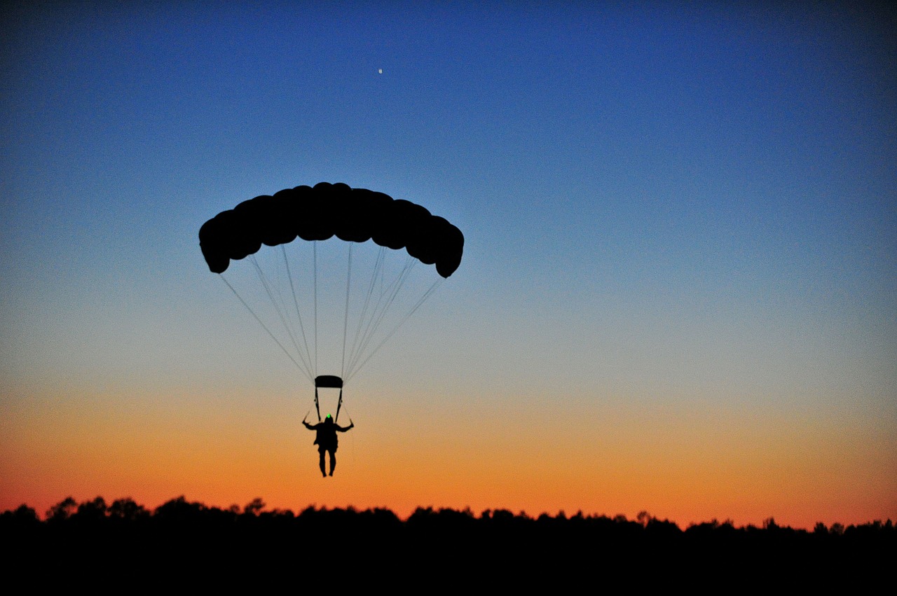 Image - parachuting landing parachutist