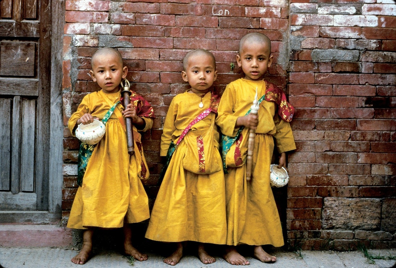 Image - nepal children native dress