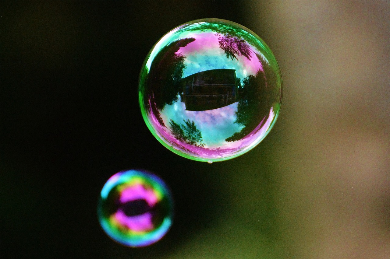 Image - soap bubbles colorful balls