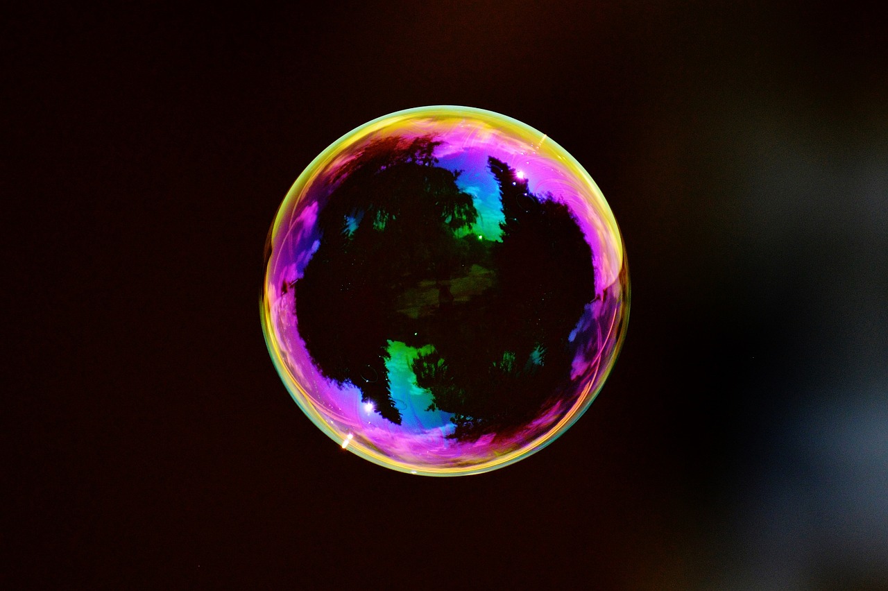 Image - soap bubble colorful ball