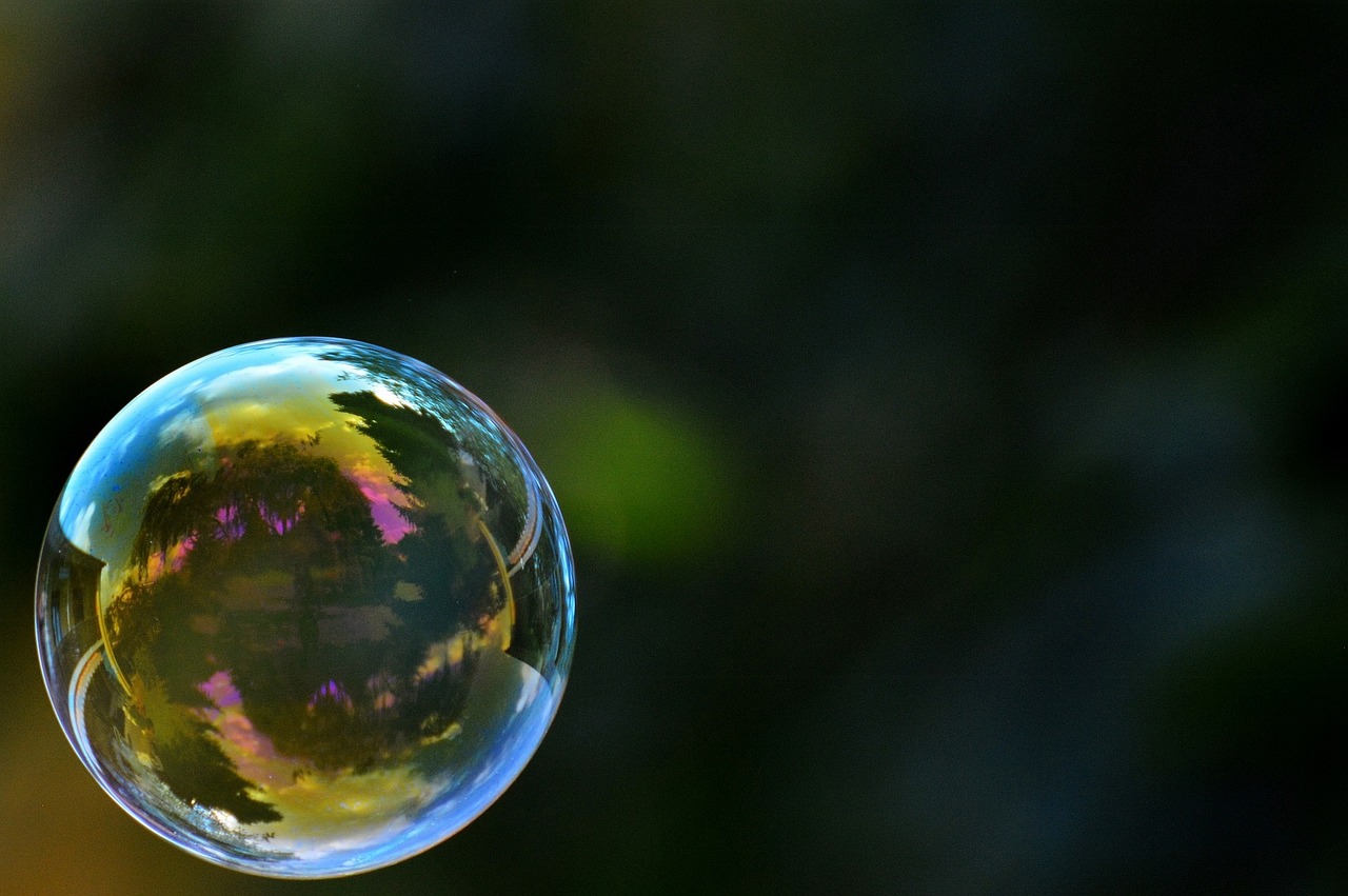 Image - soap bubble colorful ball