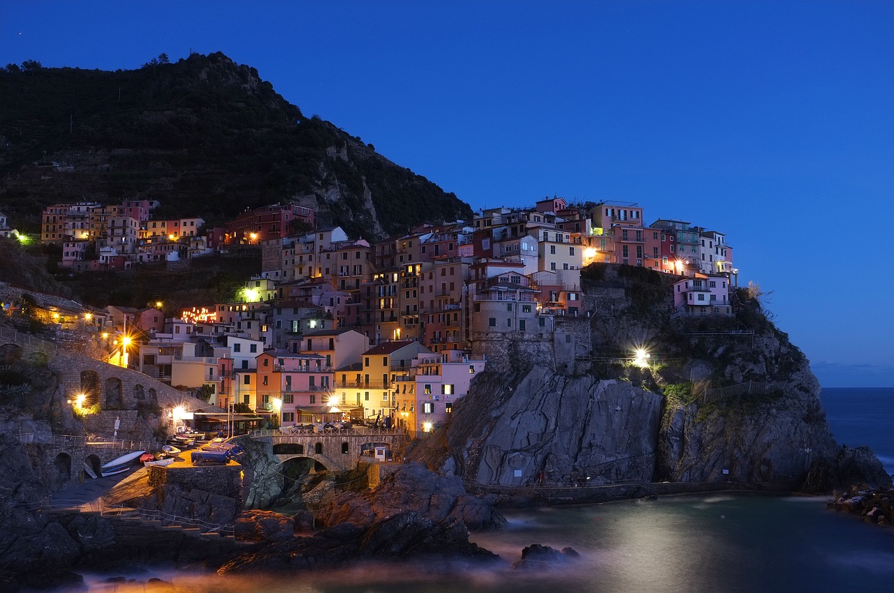 Image - cinque terre town italy village