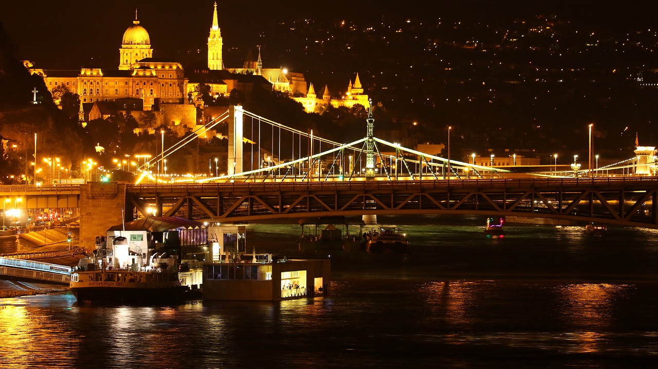 Image - budapest at night bridge lights