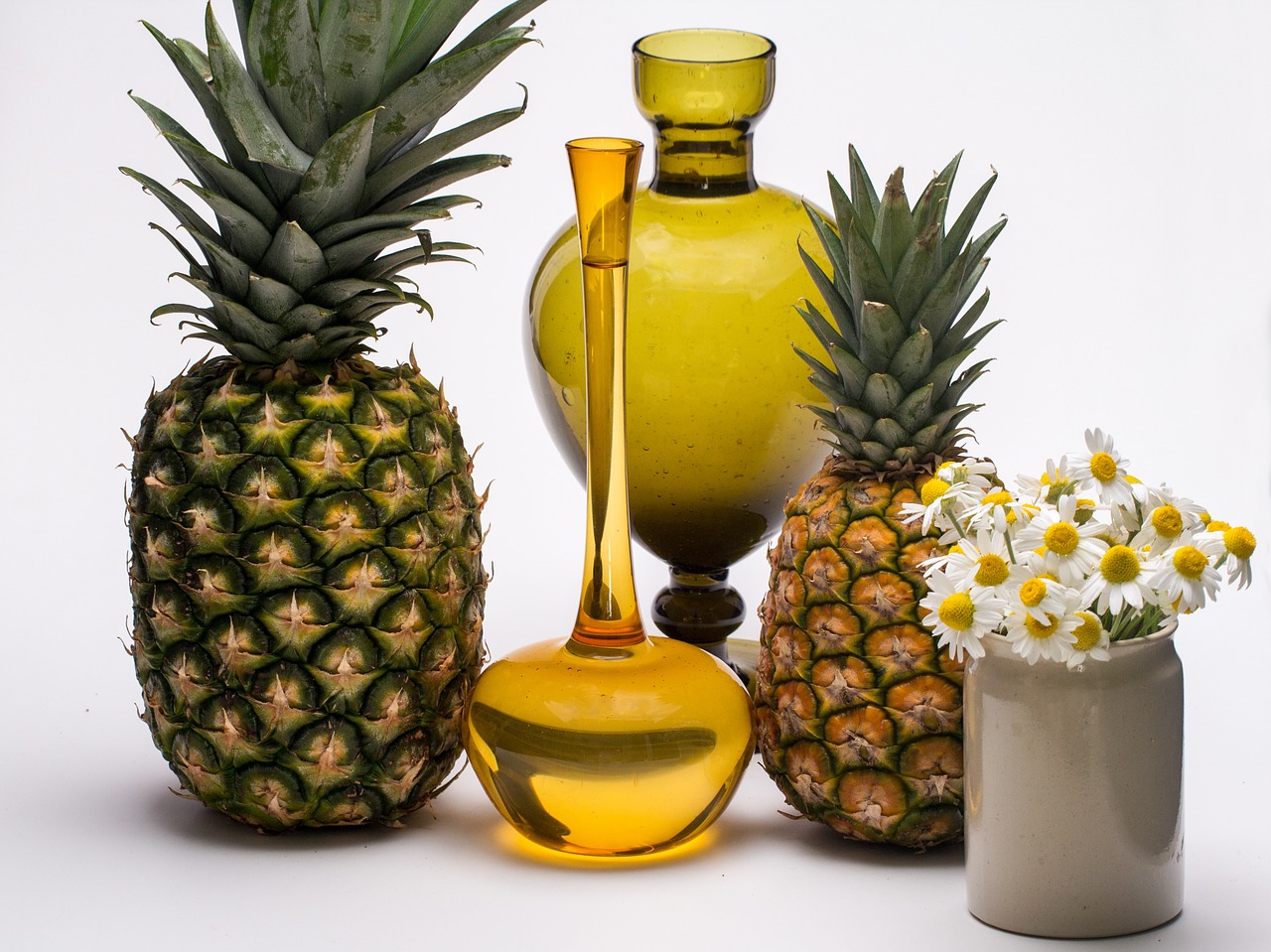 Image - still life fruits pineapple