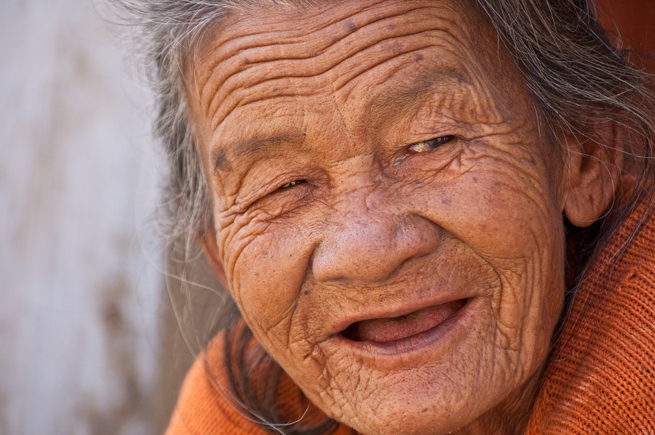 Image - old lady smile beautiful woman old