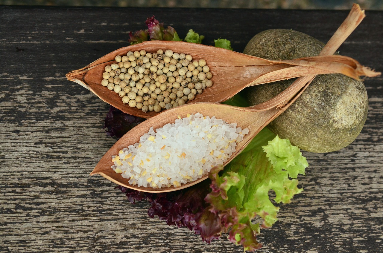 Image - salt and pepper grains of salt