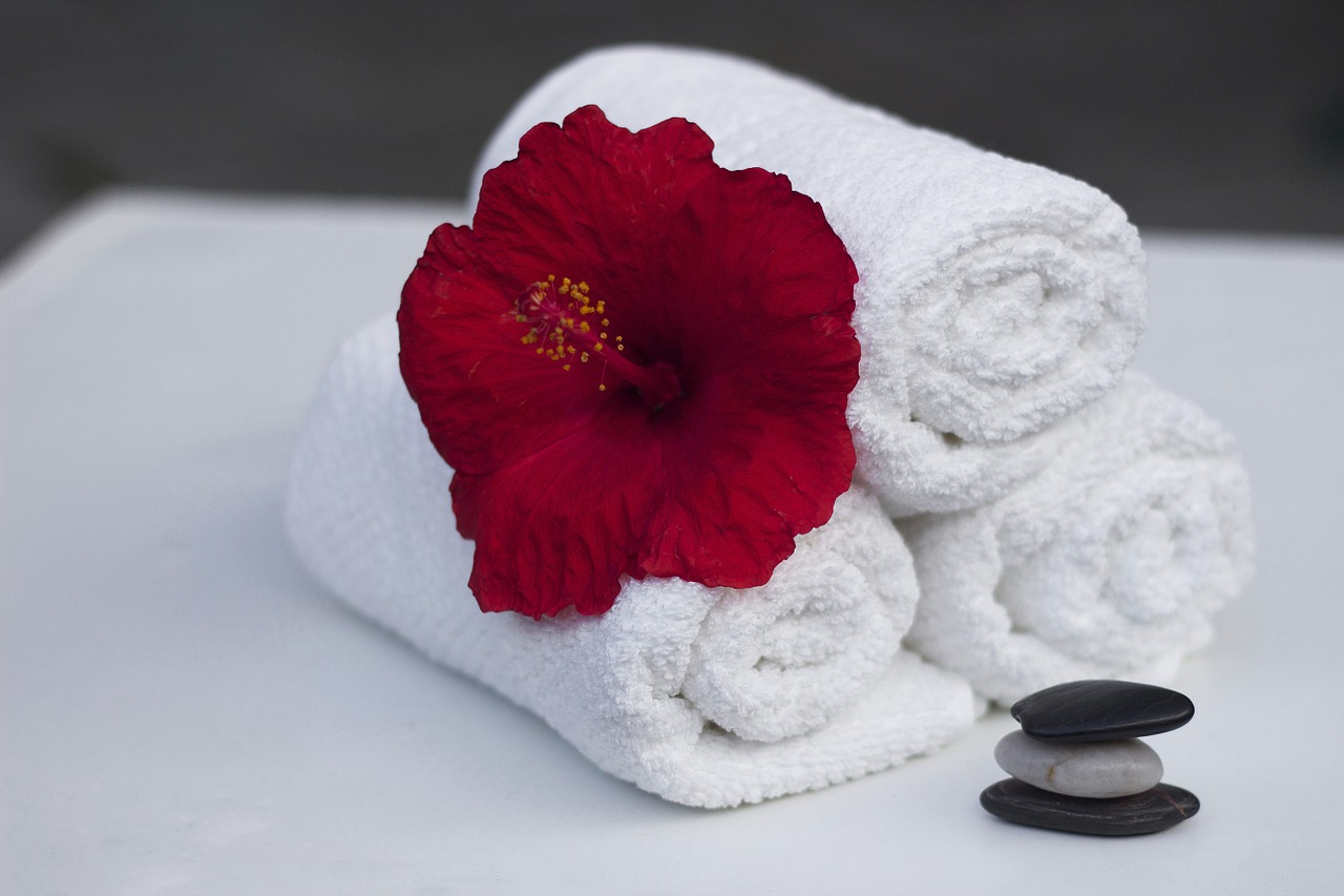 Image - towel hibiscus clean care salon