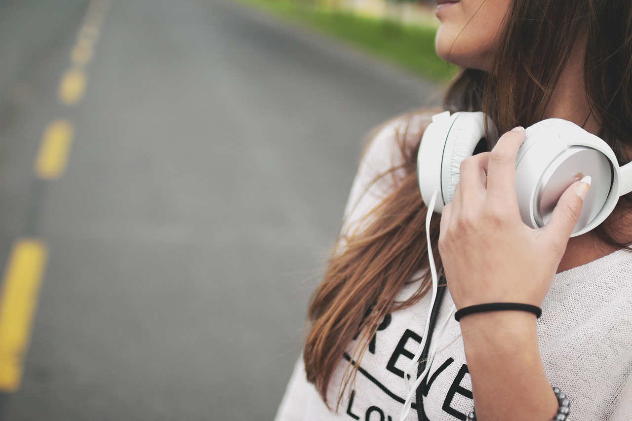 Image - girl music headphones hipster