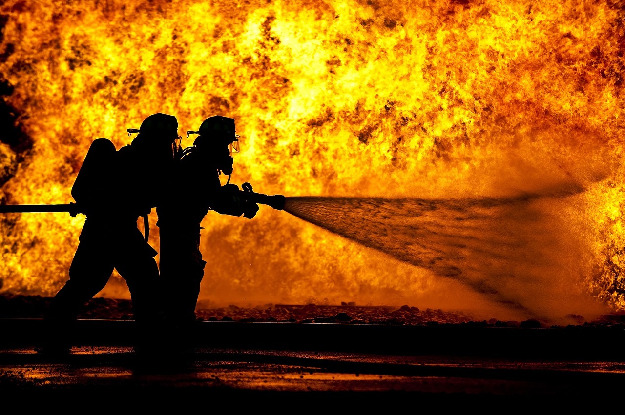 Image - firefighters training live fire