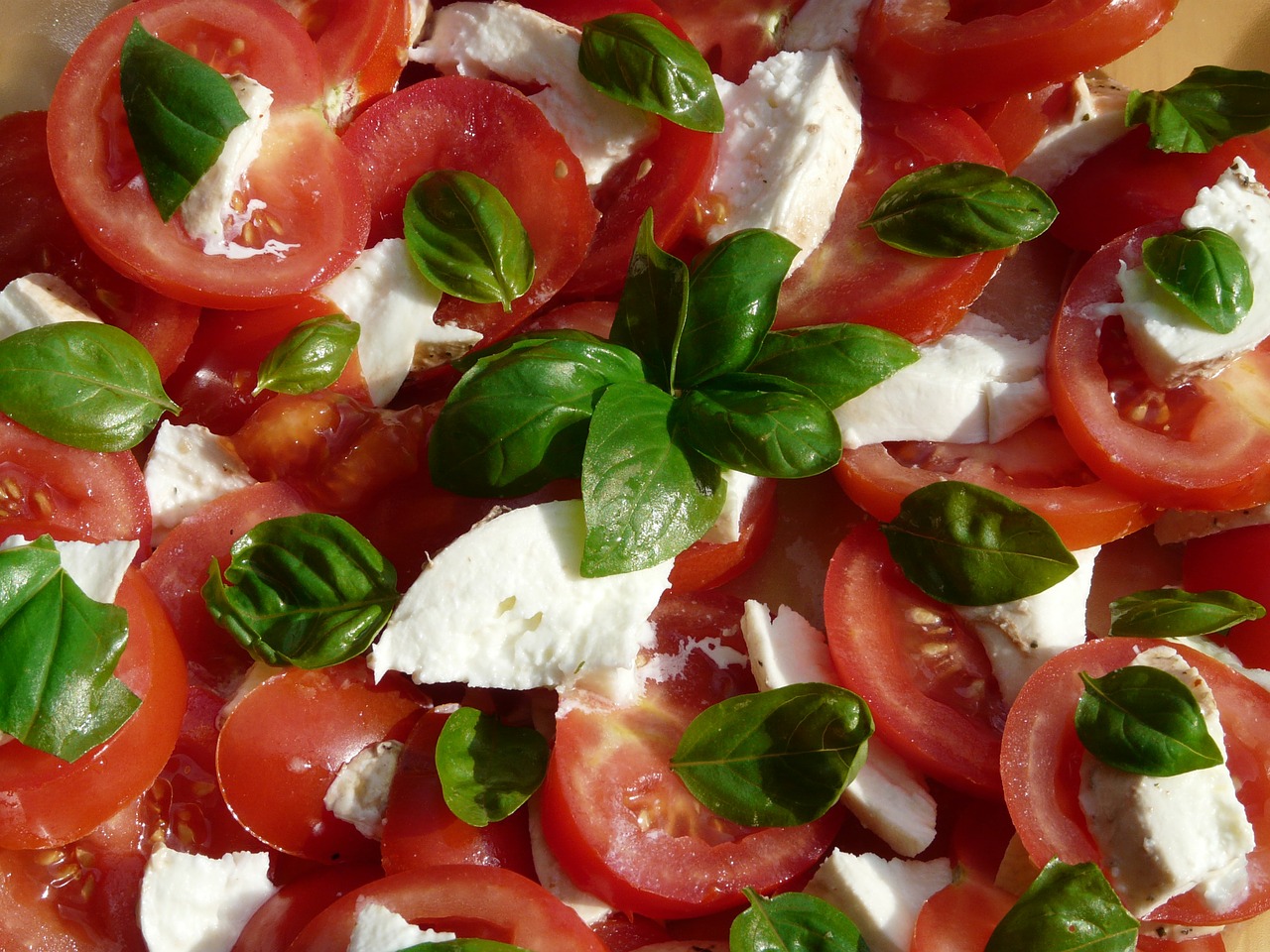 Image - tomato and mozzarella salad basil