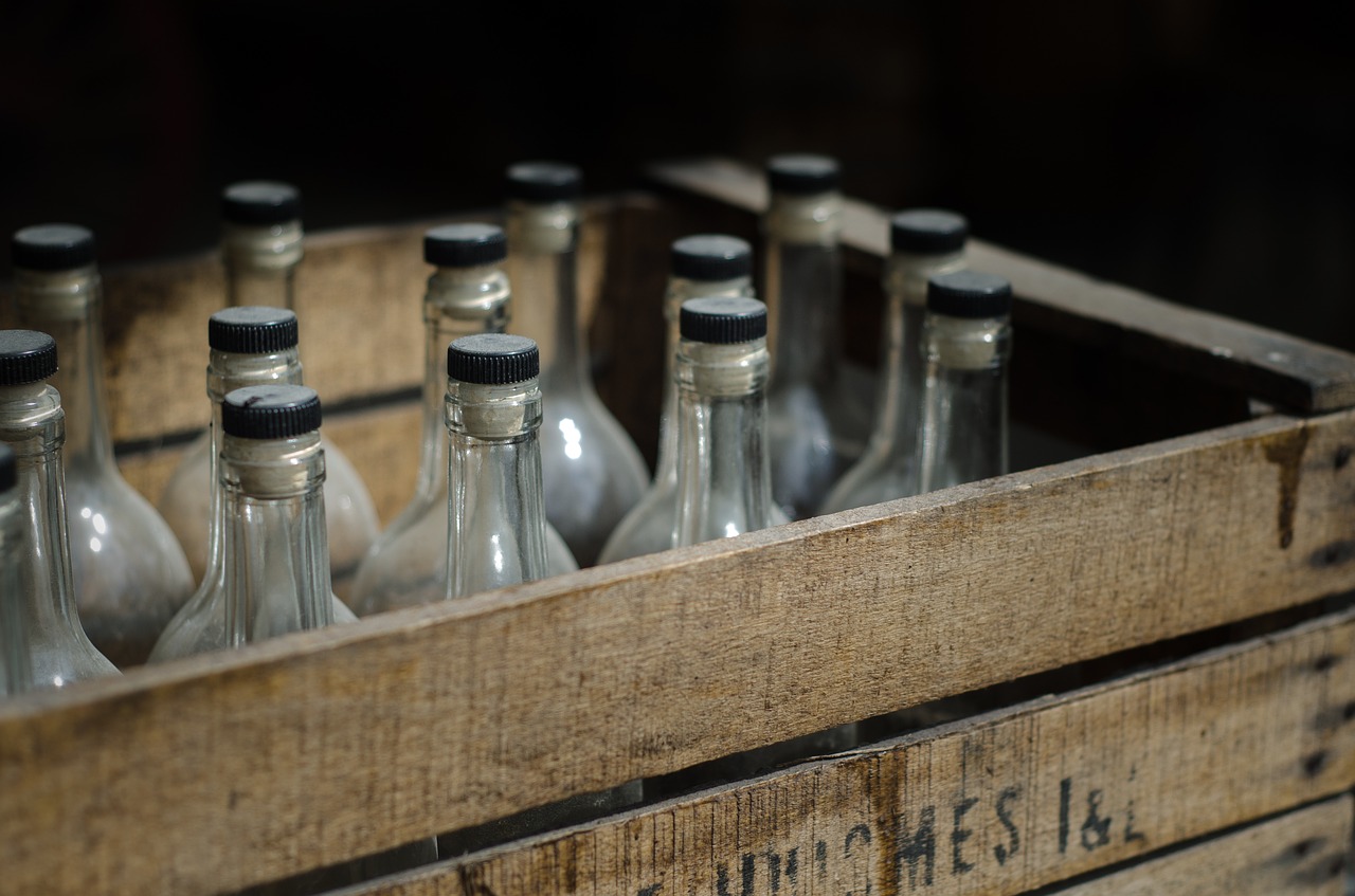 Image - crate beer vintage antique alcohol