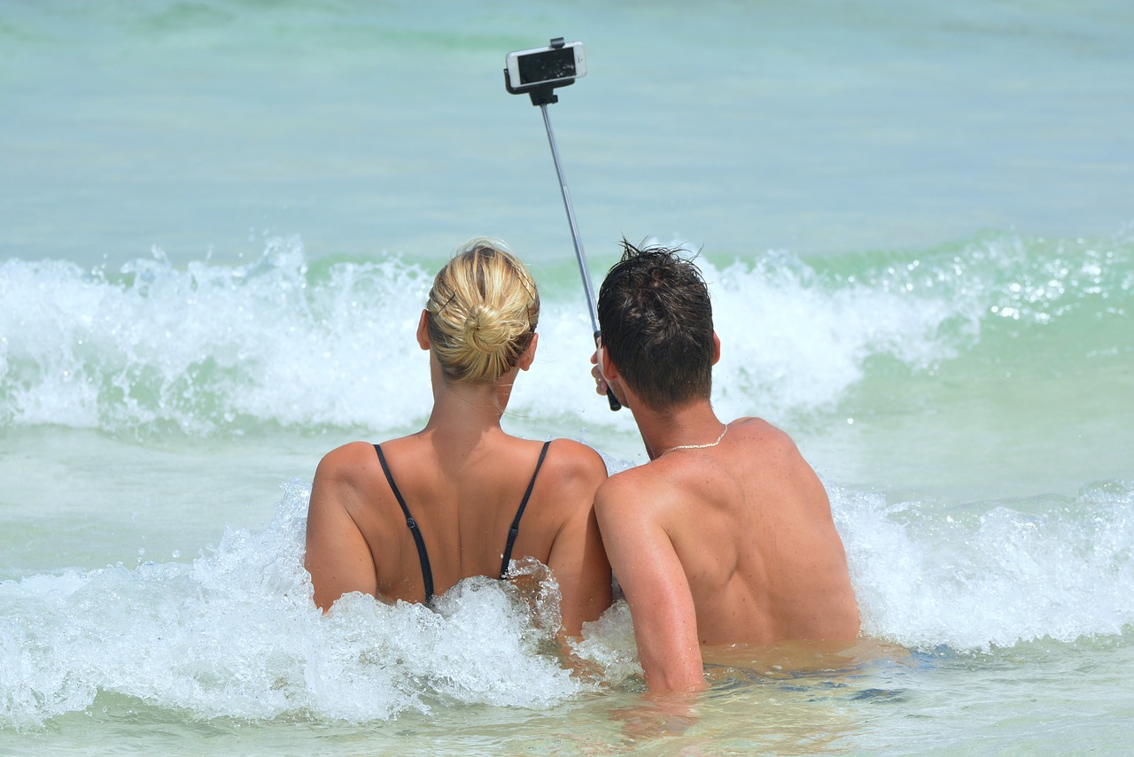 Image - selfie people man woman