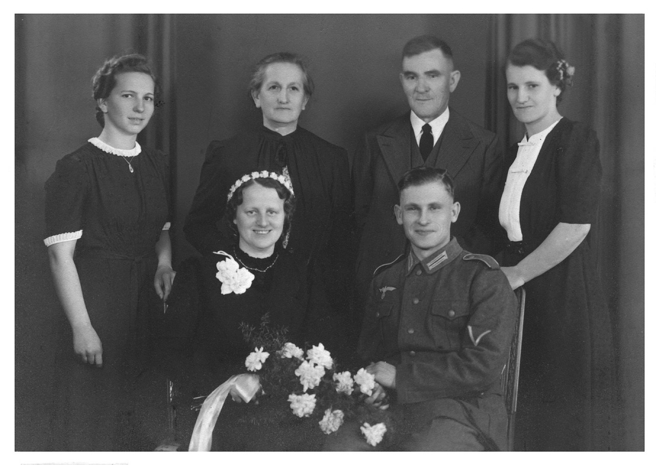 Image - photo old wartime 1942 before