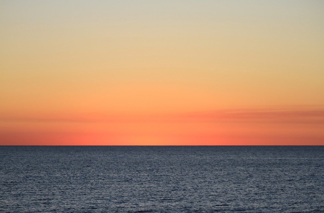 Image - horizon ocean sea sky orange
