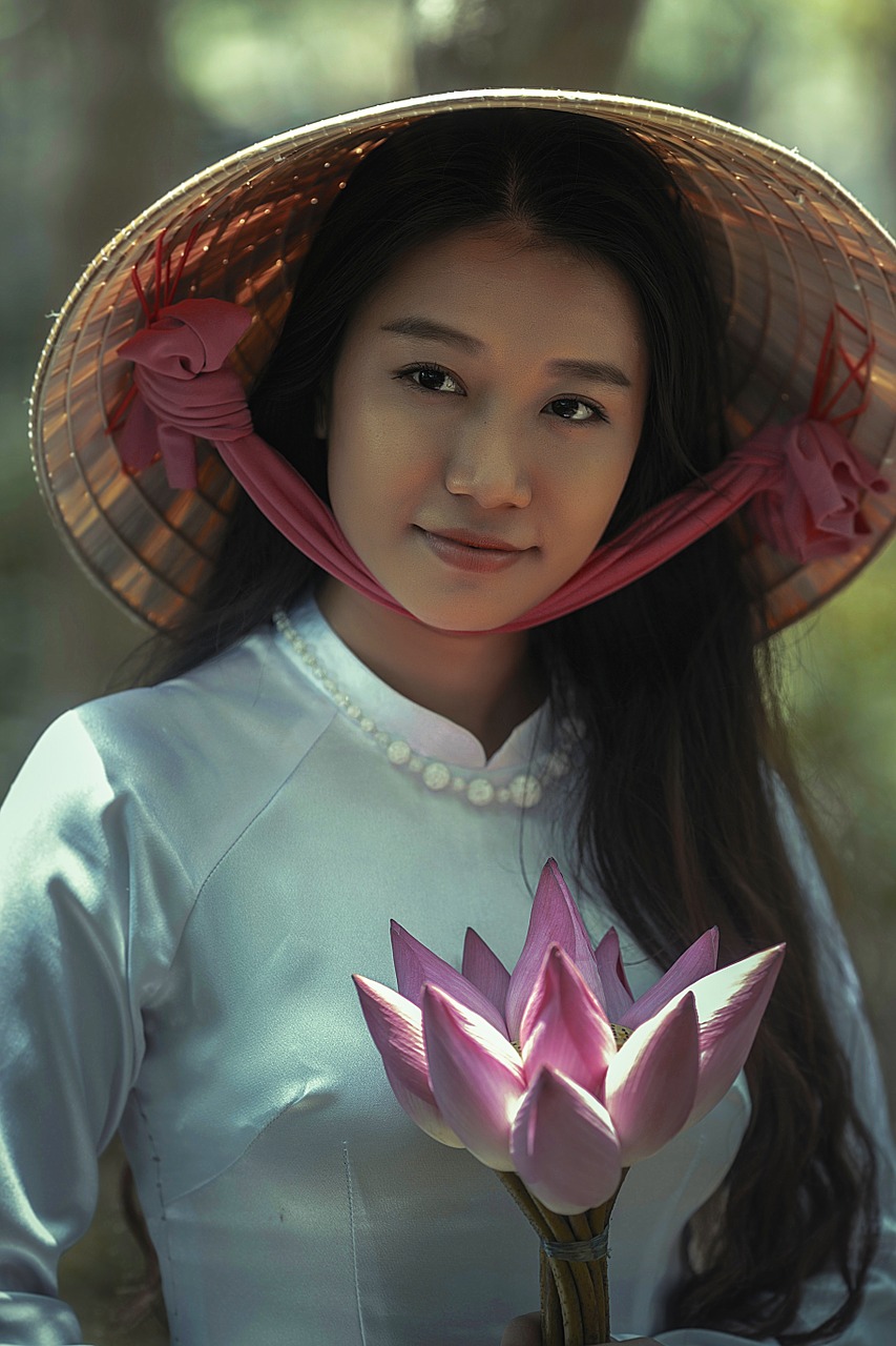 Image - woman asian dress hat beauty