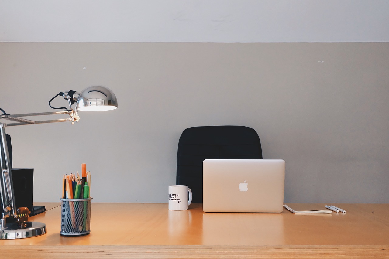 Image - office desk wood stationary