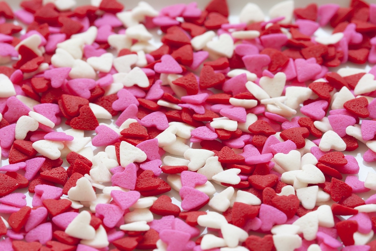 Image - hearts background red pink white