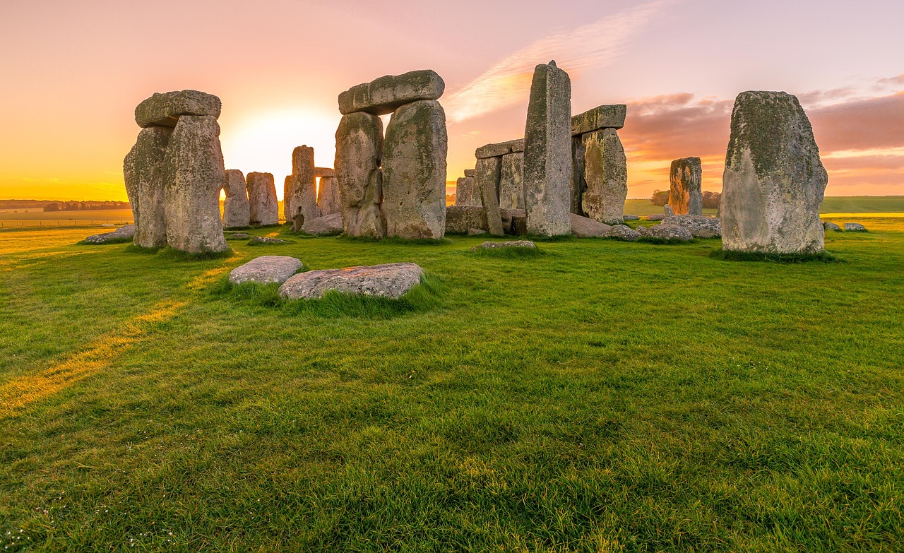Image - sunrise stonehenge ancient sky