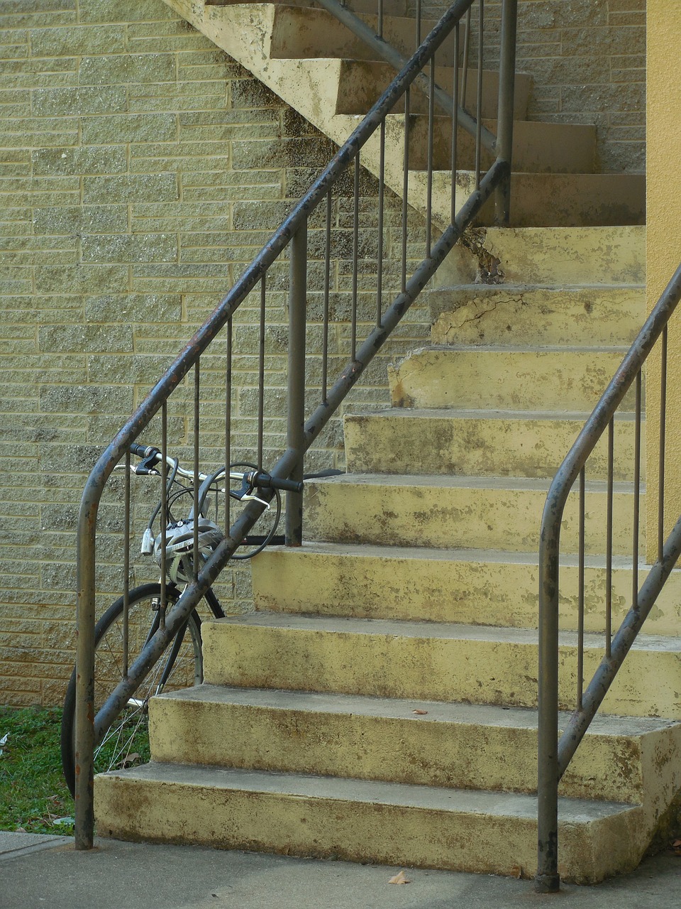 Image - bicycle stairs building lifestyle