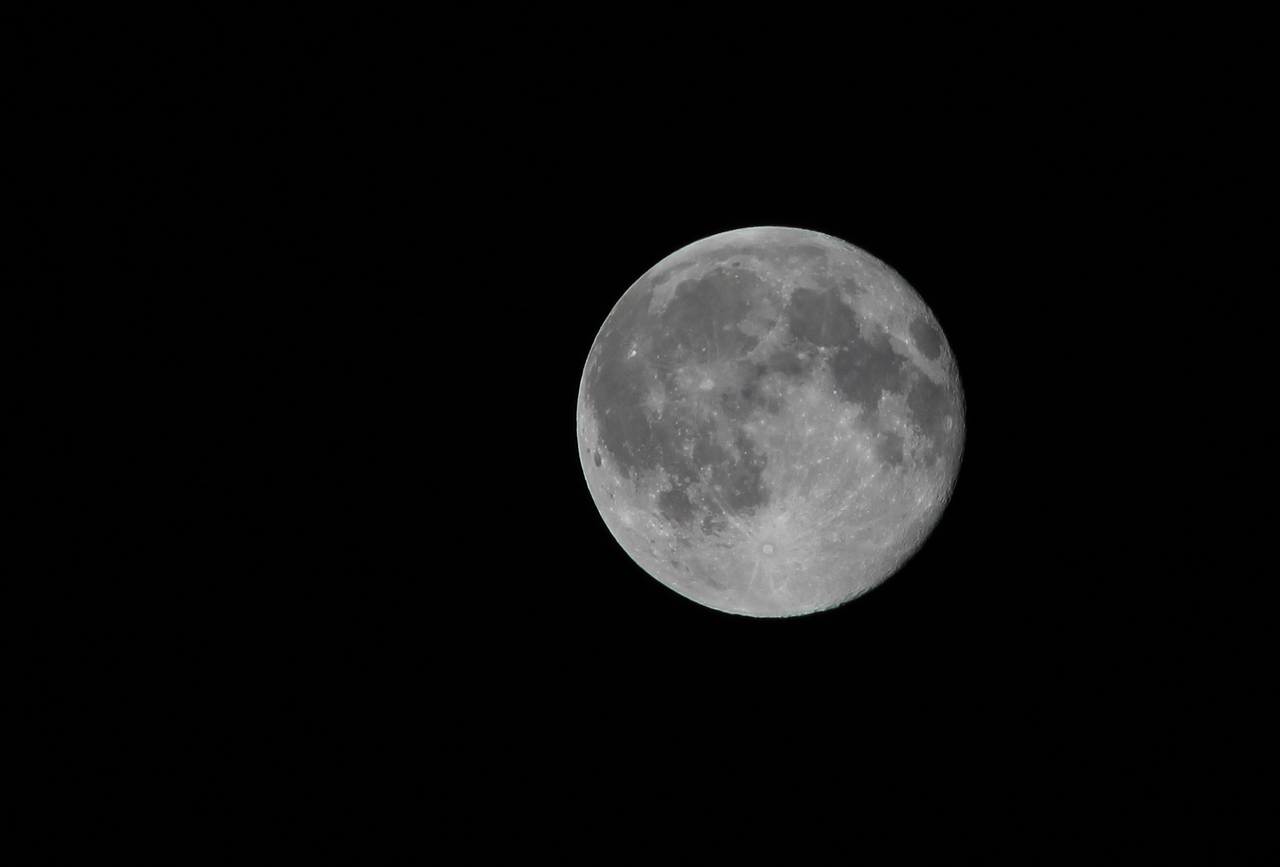 Image - moon close up night sky astronomy