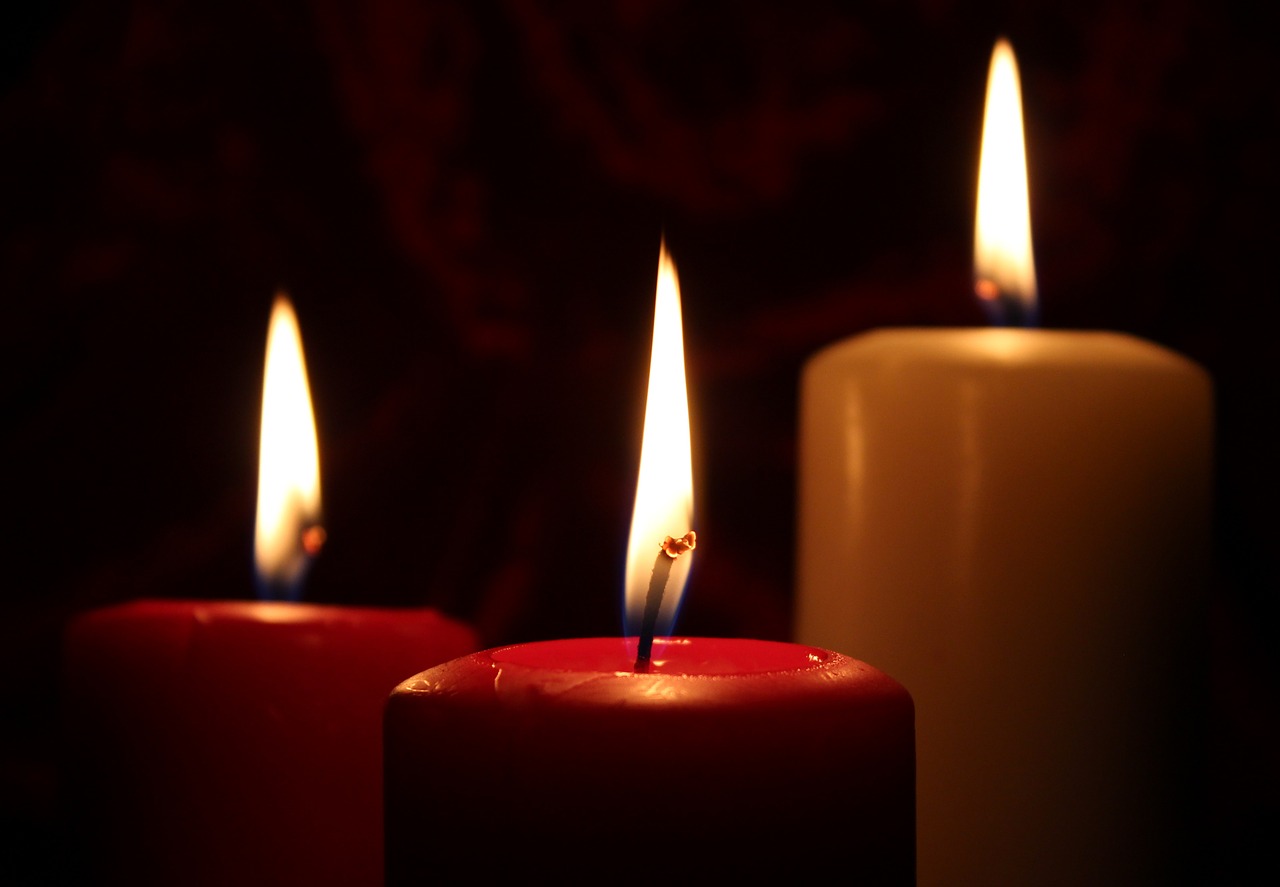 Image - candle fire flame night holiday