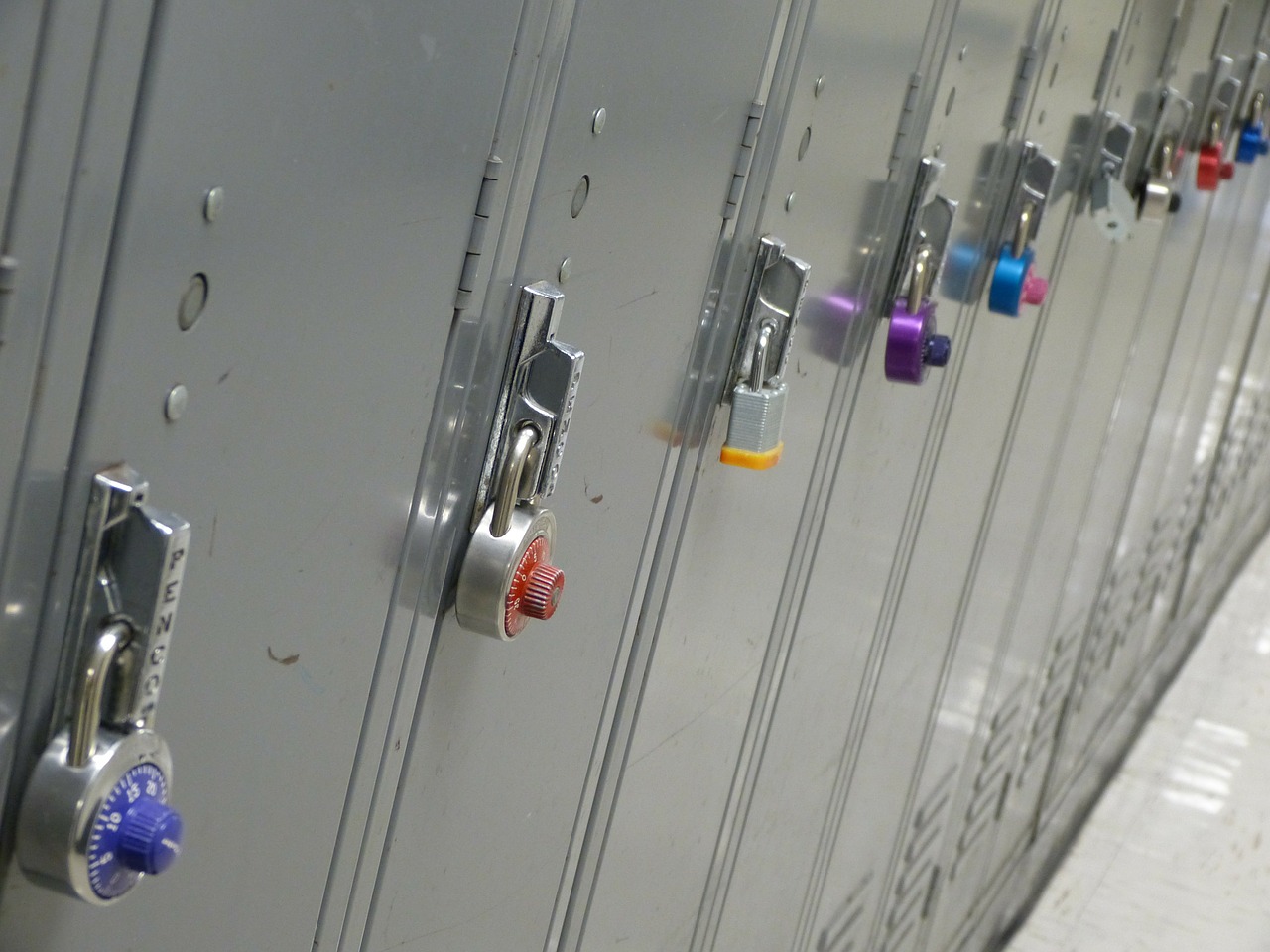 Image - lockers school protect store