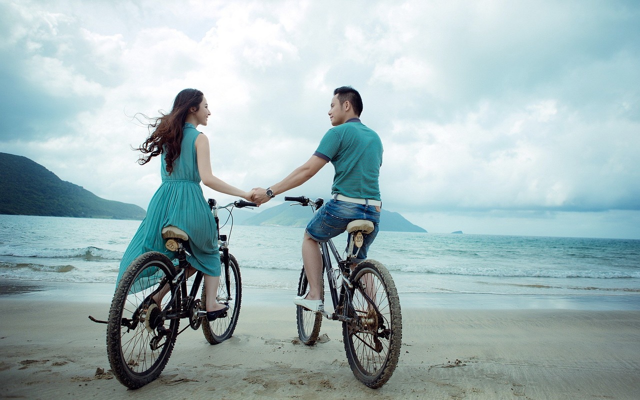 Image - couple beach love holiday summer