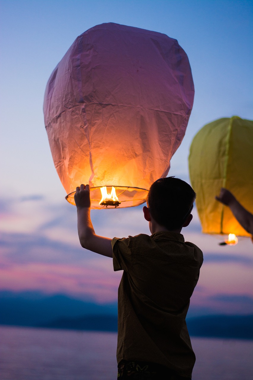 Image - balloon start light fire hot air