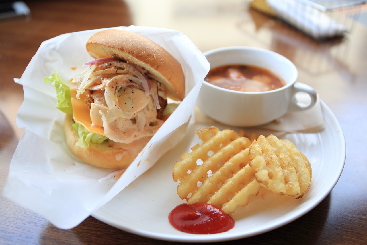 Image - food lunch sandwich soup chips