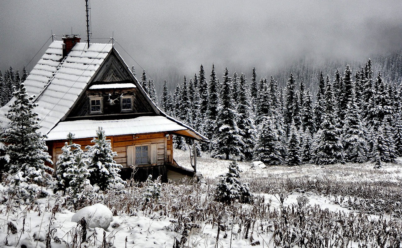 Image - winter cabin house mountain snow